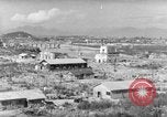 Immagine di edifici danneggiati dalla bomba atomica Hiroshima Giappone, 1946, secondo 22 filmato di repertorio 65675072451