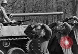 Standbild M36 Tank Destroyer Lubbecke Deutschland, 1945, aus Sekunde 9 historischem Filmmaterial Videoclip 65675072468
