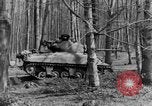 Standbild M36 Tank Destroyer Lubbecke Deutschland, 1945, aus Sekunde 17 historischem Filmmaterial Videoclip 65675072468