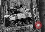 Standbild M36 Tank Destroyer Lubbecke Deutschland, 1945, aus Sekunde 22 historischem Filmmaterial Videoclip 65675072468