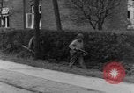 Standbild 334 Infanterie Regiment suchen für Scharfschützen in Deutschland Deutschland, 1945, aus Sekunde 7 historischem Filmmaterial Videoclip 65675072469