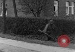 Standbild 334 Infanterie Regiment suchen für Scharfschützen in Deutschland Deutschland, 1945, aus Sekunde 10 historischem Filmmaterial Videoclip 65675072469