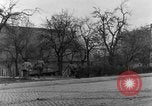 Standbild 334 Infanterie Regiment suchen für Scharfschützen in Deutschland Deutschland, 1945, aus Sekunde 16 historischem Filmmaterial Videoclip 65675072469