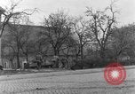 Standbild 334 Infanterie Regiment suchen für Scharfschützen in Deutschland Deutschland, 1945, aus Sekunde 21 historischem Filmmaterial Videoclip 65675072469