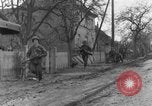 Standbild 334 Infanterie Regiment suchen für Scharfschützen in Deutschland Deutschland, 1945, aus Sekunde 22 historischem Filmmaterial Videoclip 65675072469