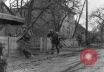 Standbild 334 Infanterie Regiment suchen für Scharfschützen in Deutschland Deutschland, 1945, aus Sekunde 28 historischem Filmmaterial Videoclip 65675072469