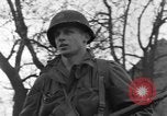 Standbild 334 Infanterie Regiment suchen für Scharfschützen in Deutschland Deutschland, 1945, aus Sekunde 33 historischem Filmmaterial Videoclip 65675072469