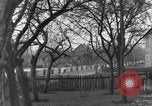 Standbild 334 Infanterie Regiment suchen für Scharfschützen in Deutschland Deutschland, 1945, aus Sekunde 41 historischem Filmmaterial Videoclip 65675072469