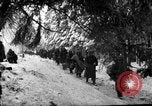 Standbild USA 75 Infanterie voraus Commanster Belgien, 1945, aus Sekunde 18 historischem Filmmaterial Videoclip 65675072472