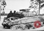 Standbild Deutschland Infanterie voraus Sankt Vith Belgien, 1945, aus Sekunde 24 historischem Filmmaterial Videoclip 65675072473