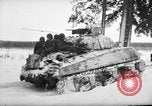Standbild Deutschland Infanterie voraus Sankt Vith Belgien, 1945, aus Sekunde 26 historischem Filmmaterial Videoclip 65675072473