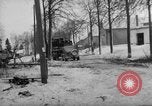 Immagine di Stati Uniti fanteria in anticipo Saint Vith Belgio, 1945, secondo 38 filmato di repertorio 65675072474