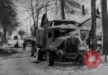 Immagine di Stati Uniti fanteria in anticipo Saint Vith Belgio, 1945, secondo 43 filmato di repertorio 65675072474