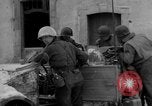 Immagine di Stati Uniti fanteria in anticipo Saint Vith Belgio, 1945, secondo 55 filmato di repertorio 65675072474