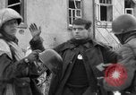 Immagine di Stati Uniti di fanti Saint Vith Belgio, 1945, secondo 18 filmato di repertorio 65675072475