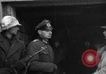 Immagine di Stati Uniti di fanti Saint Vith Belgio, 1945, secondo 57 filmato di repertorio 65675072475