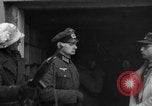 Immagine di Stati Uniti di fanti Saint Vith Belgio, 1945, secondo 58 filmato di repertorio 65675072475