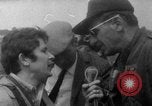 Standbild erste non stopp Atlantikflug Paris Frankreich, 1967, aus Sekunde 21 historischem Filmmaterial Videoclip 65675072477