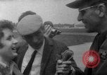 Standbild erste non stopp Atlantikflug Paris Frankreich, 1967, aus Sekunde 23 historischem Filmmaterial Videoclip 65675072477
