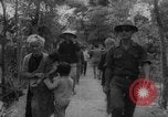 Standbild Flüchtlinge evakuiert Vietnam, 1967, aus Sekunde 3 historischem Filmmaterial Videoclip 65675072479