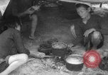 Standbild Flüchtlinge evakuiert Vietnam, 1967, aus Sekunde 42 historischem Filmmaterial Videoclip 65675072479