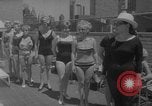 Standbild Großmütter Baden beauty contest New York City USA, 1967, aus Sekunde 5 historischem Filmmaterial Videoclip 65675072481