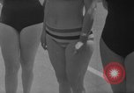 Standbild Großmütter Baden beauty contest New York City USA, 1967, aus Sekunde 10 historischem Filmmaterial Videoclip 65675072481