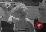 Standbild Großmütter Baden beauty contest New York City USA, 1967, aus Sekunde 14 historischem Filmmaterial Videoclip 65675072481