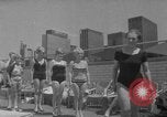 Standbild Großmütter Baden beauty contest New York City USA, 1967, aus Sekunde 16 historischem Filmmaterial Videoclip 65675072481