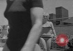Standbild Großmütter Baden beauty contest New York City USA, 1967, aus Sekunde 19 historischem Filmmaterial Videoclip 65675072481