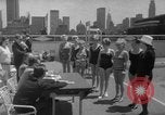 Standbild Großmütter Baden beauty contest New York City USA, 1967, aus Sekunde 28 historischem Filmmaterial Videoclip 65675072481