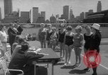 Standbild Großmütter Baden beauty contest New York City USA, 1967, aus Sekunde 29 historischem Filmmaterial Videoclip 65675072481