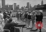 Standbild Großmütter Baden beauty contest New York City USA, 1967, aus Sekunde 30 historischem Filmmaterial Videoclip 65675072481