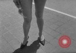 Standbild Großmütter Baden beauty contest New York City USA, 1967, aus Sekunde 37 historischem Filmmaterial Videoclip 65675072481