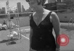 Standbild Großmütter Baden beauty contest New York City USA, 1967, aus Sekunde 40 historischem Filmmaterial Videoclip 65675072481