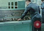 Standbild Befehl Lenksystem von Titan Missile United States USA, 1962, aus Sekunde 55 historischem Filmmaterial Videoclip 65675072500