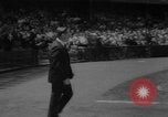 Immagine di Yankees baseball Pitcher Whitey Ford si ritira New York City USA, 1967, secondo 7 filmato di repertorio 65675072506