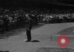 Immagine di Yankees baseball Pitcher Whitey Ford si ritira New York City USA, 1967, secondo 19 filmato di repertorio 65675072506