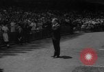 Immagine di Yankees baseball Pitcher Whitey Ford si ritira New York City USA, 1967, secondo 21 filmato di repertorio 65675072506