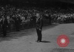 Immagine di Yankees baseball Pitcher Whitey Ford si ritira New York City USA, 1967, secondo 24 filmato di repertorio 65675072506