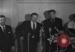 Immagine di Yankees baseball Pitcher Whitey Ford si ritira New York City USA, 1967, secondo 40 filmato di repertorio 65675072506