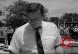 Image Première de The War Wagon Dallas Texas USA, 1967, de la seconde 31 séquences d'archives historiques vidéo 65675072509