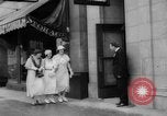 Image banque transformée en bar en fin d'interdiction Chicago Illinois USA, 1933, de la seconde 45 séquences d'archives historiques vidéo 65675072515