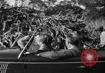 Immagine di Il presidente Franklin Roosevelt alla guida della sua mano-auto controllata Hyde Park New York USA, 1936, secondo 22 filmato di repertorio 65675072517