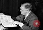 Immagine di Il presidente Franklin Roosevelt alla guida della sua mano-auto controllata Hyde Park New York USA, 1936, secondo 57 filmato di repertorio 65675072517