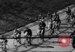 Standbild 60 Kilometer Fahrrad Rennen Chicago Illinois USA, 1936, aus Sekunde 17 historischem Filmmaterial Videoclip 65675072520