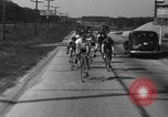 Standbild 60 Kilometer Fahrrad Rennen Chicago Illinois USA, 1936, aus Sekunde 28 historischem Filmmaterial Videoclip 65675072520