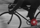 Standbild 60 Kilometer Fahrrad Rennen Chicago Illinois USA, 1936, aus Sekunde 35 historischem Filmmaterial Videoclip 65675072520