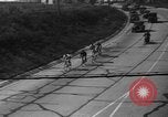 Standbild 60 Kilometer Fahrrad Rennen Chicago Illinois USA, 1936, aus Sekunde 39 historischem Filmmaterial Videoclip 65675072520