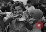 Immagine di La torta più grande Talent Oregon USA, 1936, secondo 27 filmato di repertorio 65675072521